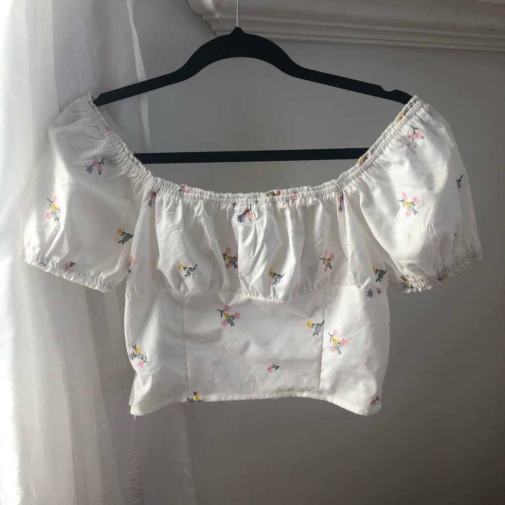 Forever 21 Floral Embroidered Top